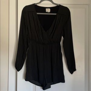 Long sleeve black romper with pockets